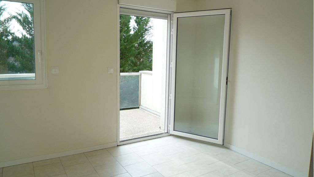 Appartement Studio ST CYR EN VAL 470€ SH CONSEIL Immobilier et Patrimoine